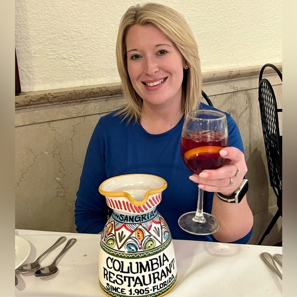 Meet your Posher, Andrea - Picture 6 of 7